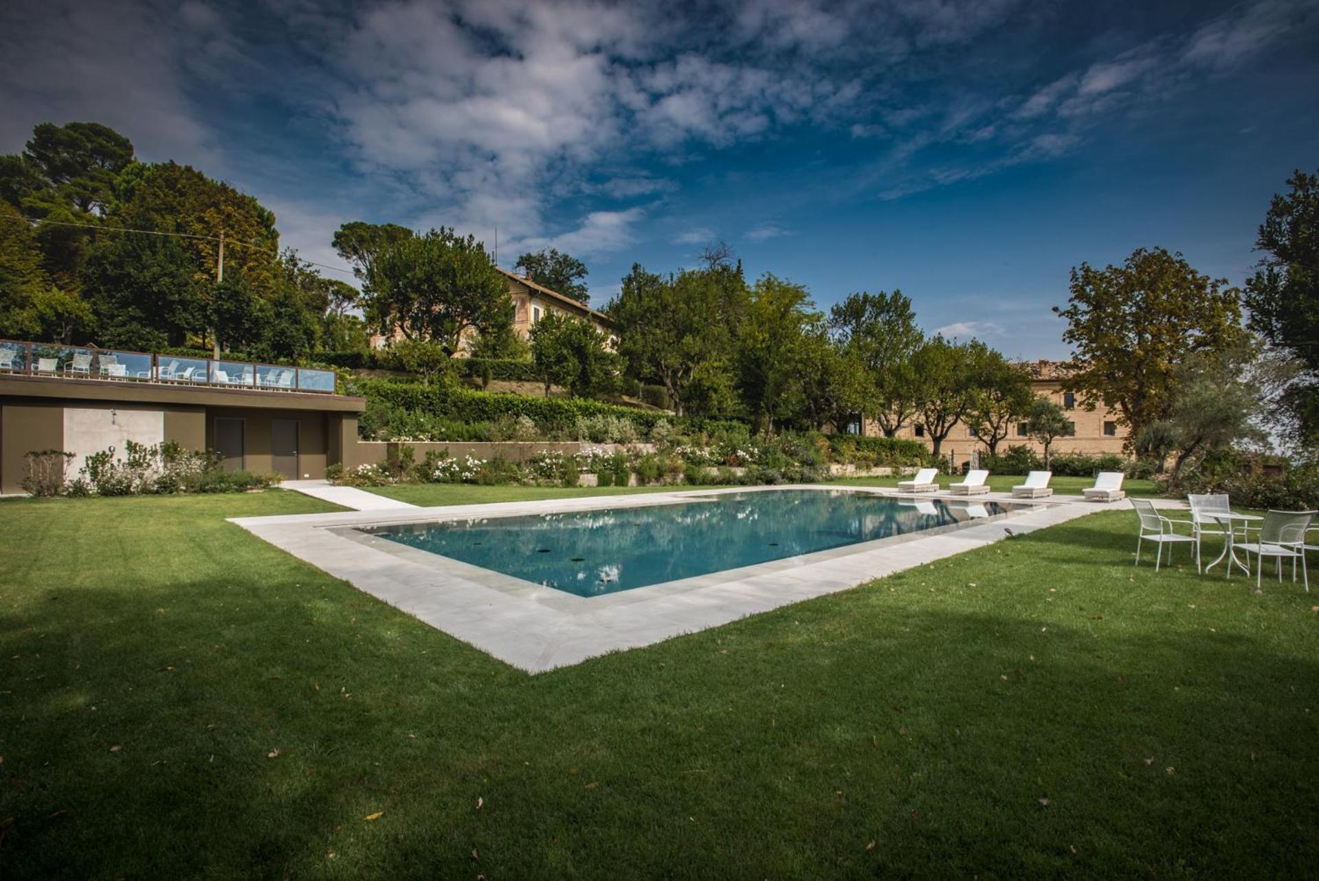 Villa Anitori Prestige Relais & Spa Loro Piceno Exterior photo