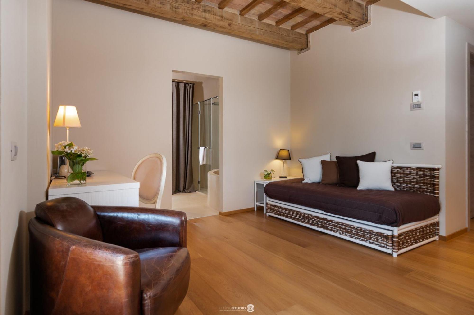 Villa Anitori Prestige Relais & Spa Loro Piceno Room photo