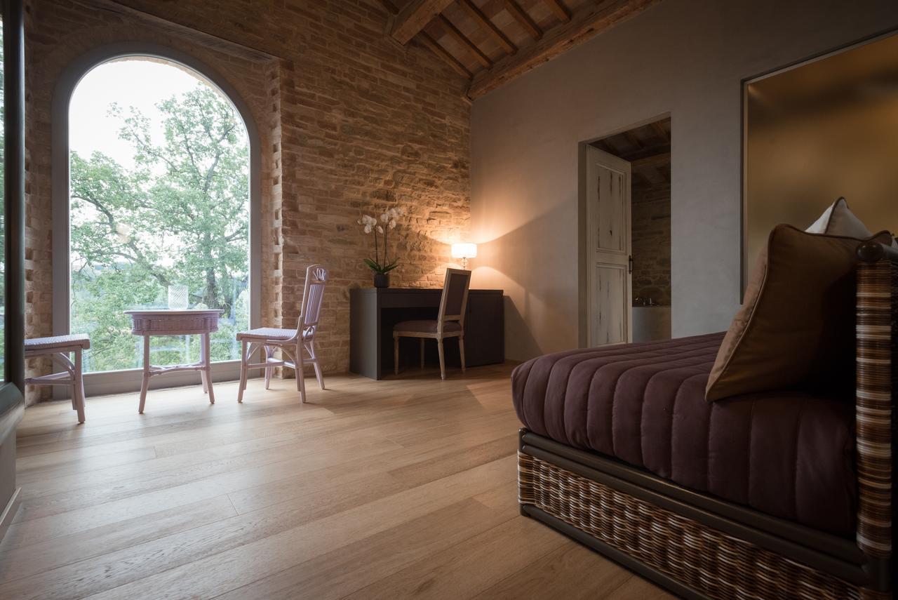 Villa Anitori Prestige Relais & Spa Loro Piceno Exterior photo