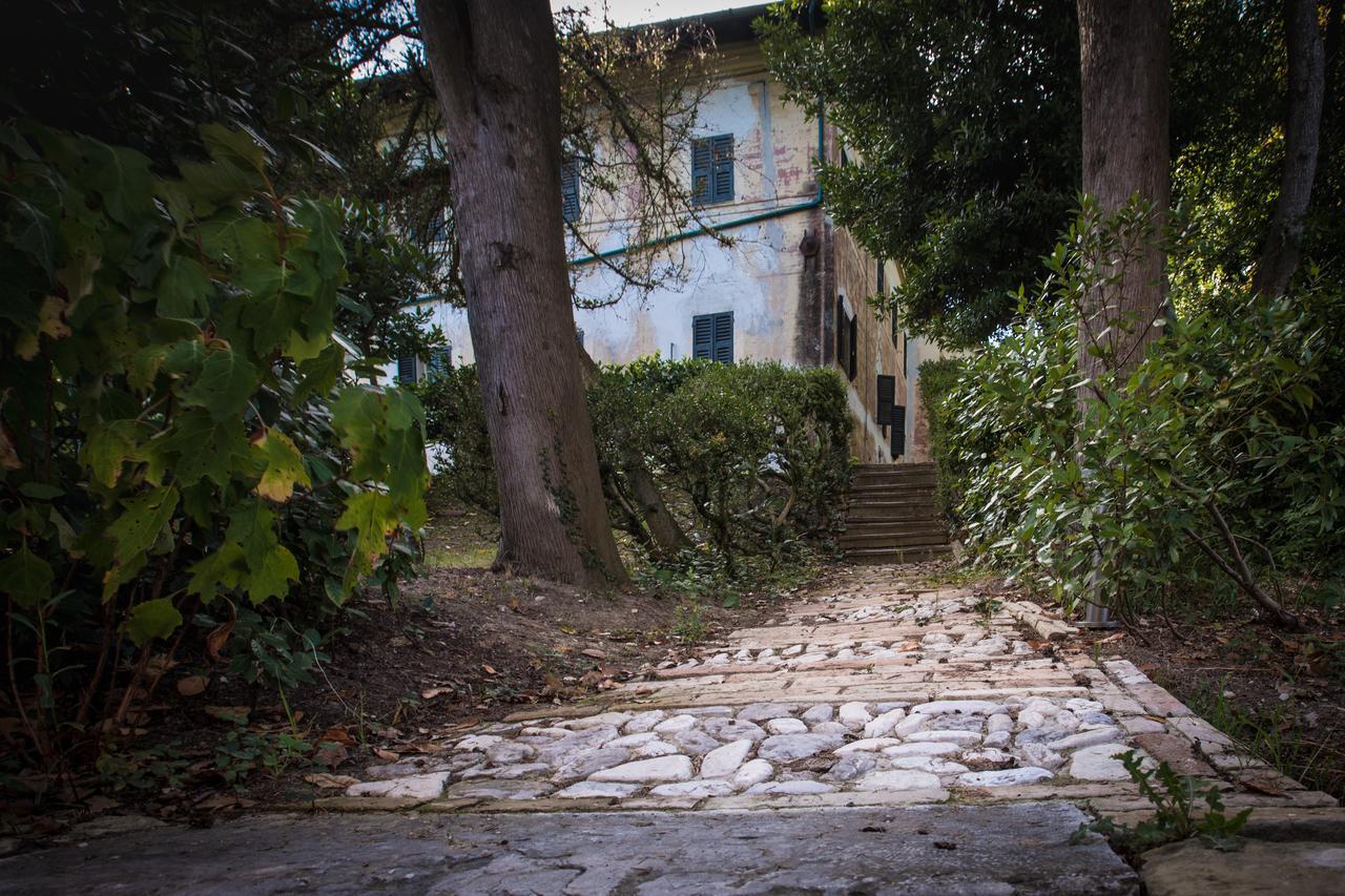 Villa Anitori Prestige Relais & Spa Loro Piceno Exterior photo