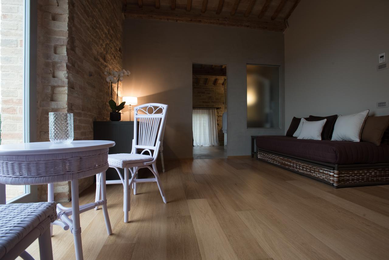 Villa Anitori Prestige Relais & Spa Loro Piceno Exterior photo