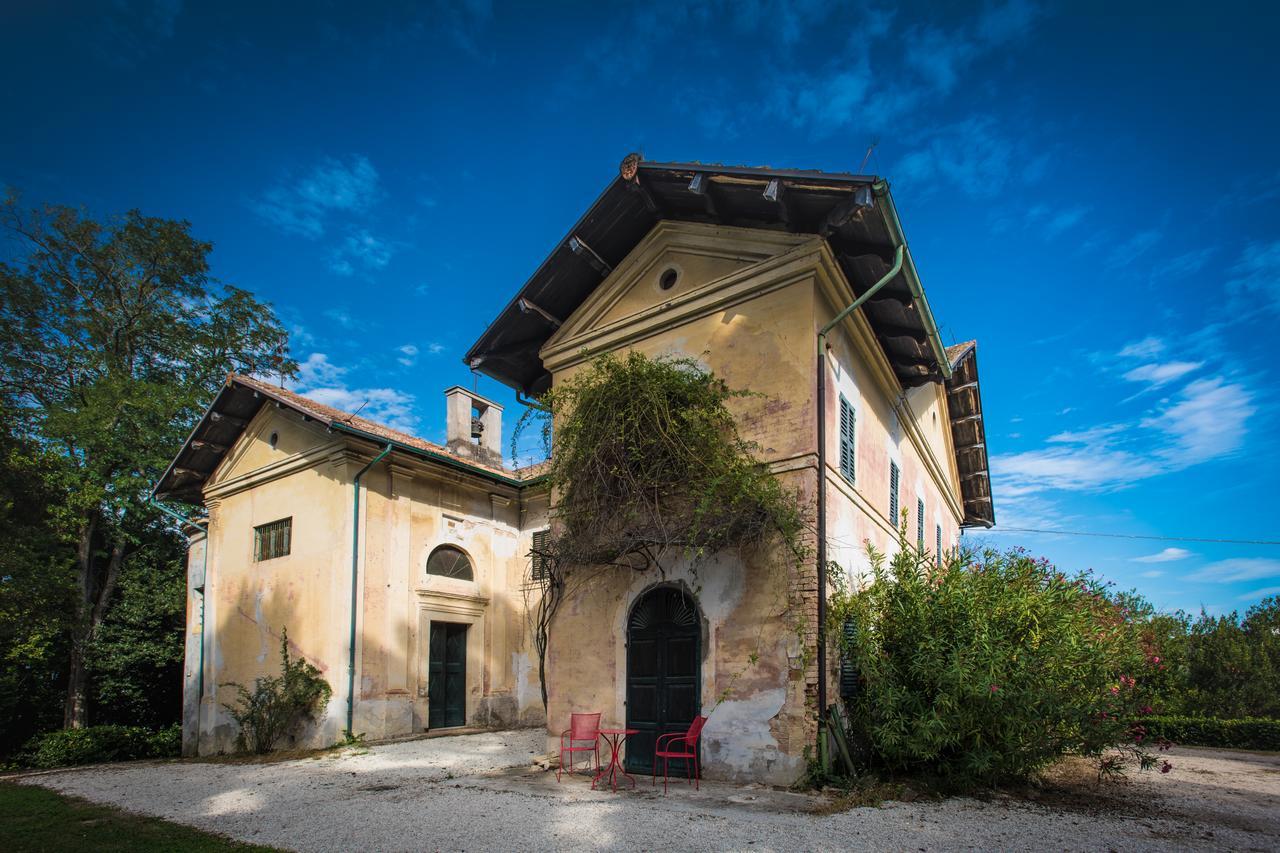 Villa Anitori Prestige Relais & Spa Loro Piceno Exterior photo