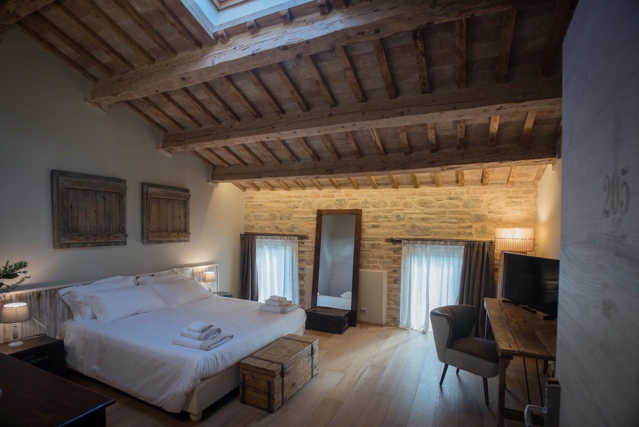 Villa Anitori Prestige Relais & Spa Loro Piceno Exterior photo